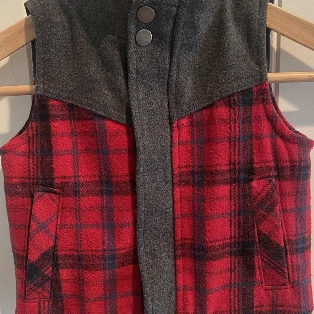 Oshkosh-b-gosh Red Gilet